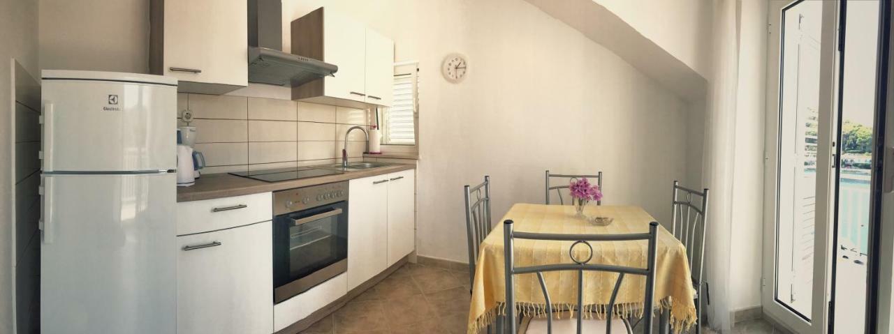 Ruzicin Dvor Apartment Povlja  Bagian luar foto